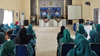 Ketua TP PKK Kabupaten Muaro Jambi Buka Acara Pembinaan Program PKK di Kumpeh